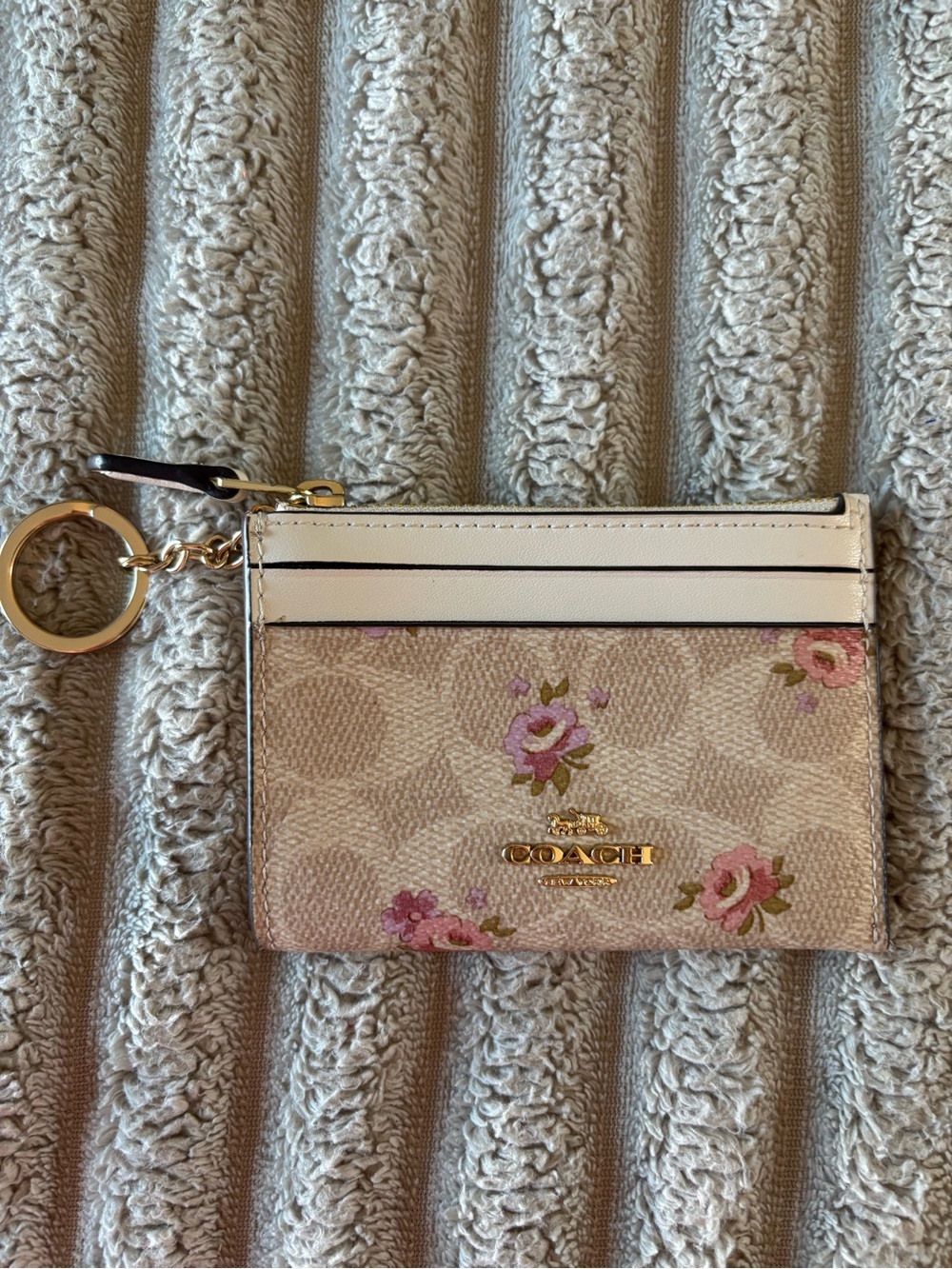 Coach Mini Skinny ID Case Signature Floral Canvas